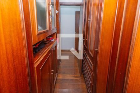 Casa à venda com 459m², 4 quartos e 4 vagasCloset