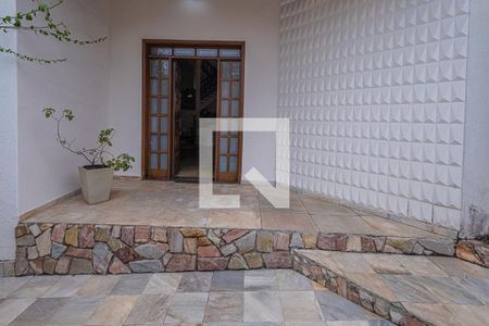 Casa à venda com 459m², 4 quartos e 4 vagasEntrada