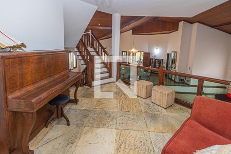 Casa à venda com 459m², 4 quartos e 4 vagasSala / 2º andar