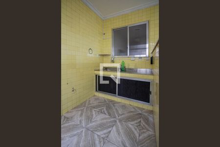 Casa para alugar com 90m², 2 quartos e 6 vagasCozinha
