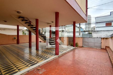 Casa para alugar com 90m², 2 quartos e 6 vagas Casa para alugar com 90m², 2 quartos e 6 vagasQuintal