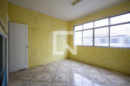 Casa para alugar com 90m², 2 quartos e 6 vagasCozinha