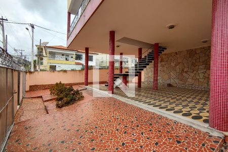 Casa para alugar com 90m², 2 quartos e 6 vagas Casa para alugar com 90m², 2 quartos e 6 vagasQuintal