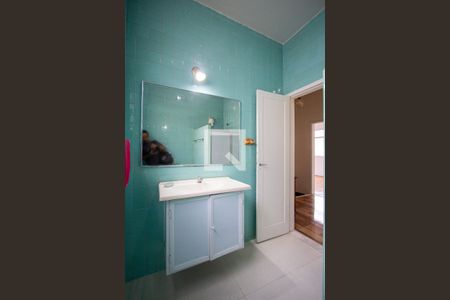 Casa para alugar com 90m², 2 quartos e 6 vagasBanheiro