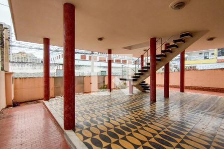 Casa para alugar com 90m², 2 quartos e 6 vagas Casa para alugar com 90m², 2 quartos e 6 vagasQuintal
