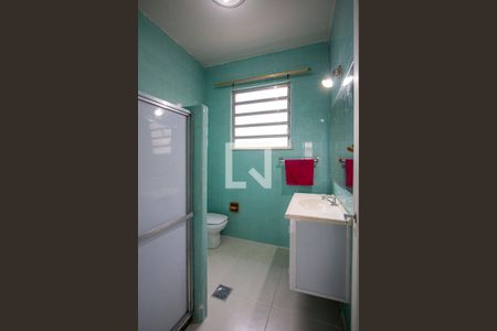 Casa para alugar com 90m², 2 quartos e 6 vagasBanheiro