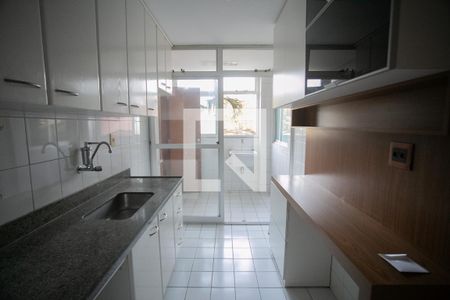 Apartamento à venda com 90m², 3 quartos e 1 vagaCozinha 