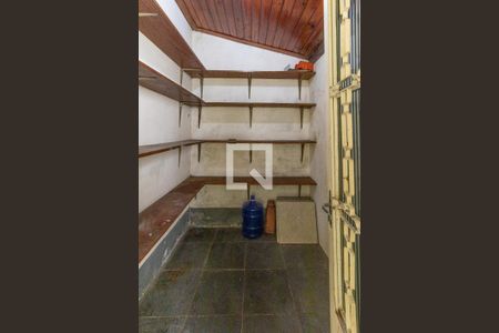 Casa para alugar com 85m², 2 quartos e 2 vagas Casa para alugar com 85m², 2 quartos e 2 vagasDespensa