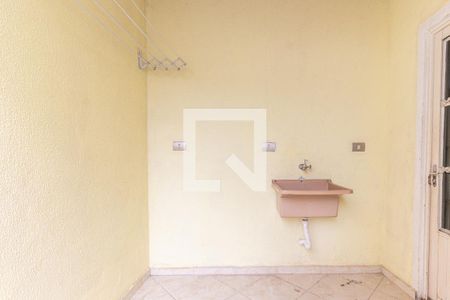 Casa para alugar com 85m², 2 quartos e 2 vagas Casa para alugar com 85m², 2 quartos e 2 vagasÁrea de Serviço