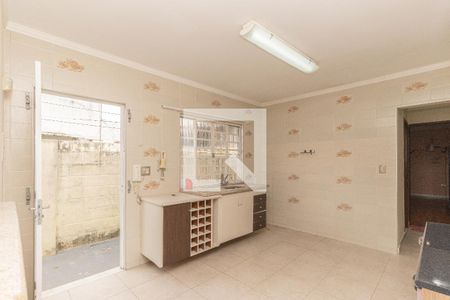 Casa para alugar com 85m², 2 quartos e 2 vagas Casa para alugar com 85m², 2 quartos e 2 vagasCozinha
