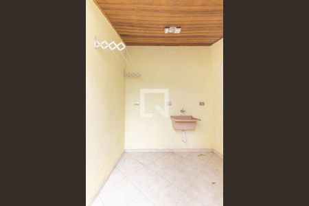 Casa para alugar com 85m², 2 quartos e 2 vagas Casa para alugar com 85m², 2 quartos e 2 vagasÁrea de Serviço