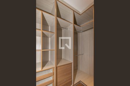 Closet Quarto 1 de casa para alugar com 2 quartos, 85m² em Vila Tesouro, São José dos Campos