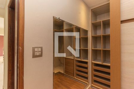 Closet Quarto 1 de casa para alugar com 2 quartos, 85m² em Vila Tesouro, São José dos Campos