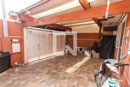 Casa à venda com 72m², 2 quartos e 2 vagas Casa à venda com 72m², 2 quartos e 2 vagasGaragem