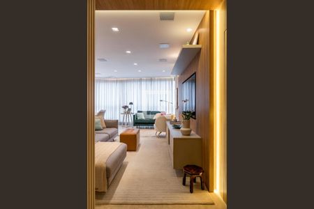 Apartamento à venda com 3 quartos, 168m² em Vila Nova Conceição, São Paulo