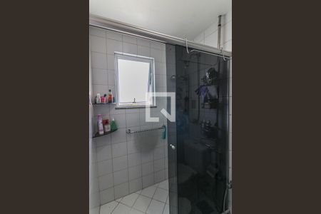 Apartamento à venda com 226m², 3 quartos e 2 vagas Apartamento à venda com 226m², 3 quartos e 2 vagasSuíte 1 - Banheiro