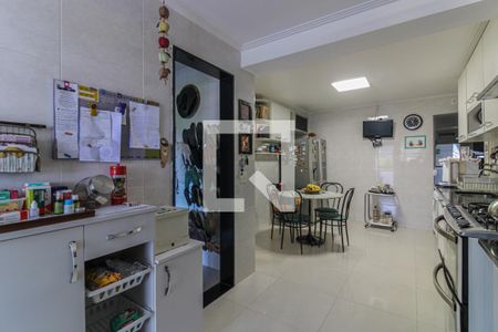 Apartamento à venda com 226m², 3 quartos e 2 vagas Apartamento à venda com 226m², 3 quartos e 2 vagasCozinha