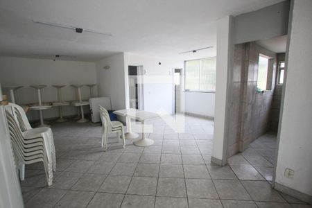 Apartamento à venda com 39m², 1 quarto e 1 vaga Apartamento à venda com 39m², 1 quarto e 1 vagaÁrea comum - Salão de festas