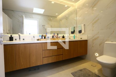 Casa de condomínio à venda com 400m², 4 quartos e 3 vagas Casa de condomínio à venda com 400m², 4 quartos e 3 vagasBanheiro da Suíte 3