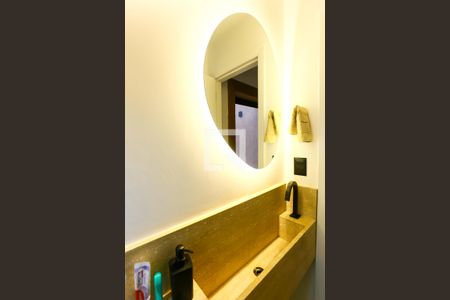 Casa de condomínio à venda com 400m², 4 quartos e 3 vagas Casa de condomínio à venda com 400m², 4 quartos e 3 vagasLavabo