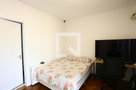 Suíte 1 de casa de condomínio à venda com 4 quartos, 400m² em Vila Progredior, São Paulo