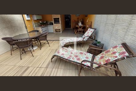 Casa à venda com 298m², 3 quartos e 6 vagasÁrea comum