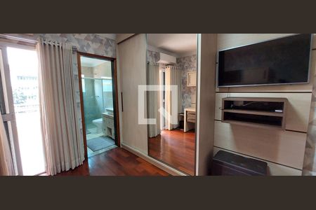 Casa à venda com 298m², 3 quartos e 6 vagasQuarto 2