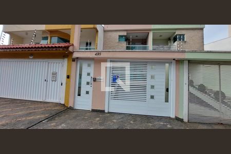 Casa à venda com 298m², 3 quartos e 6 vagasÁrea comum