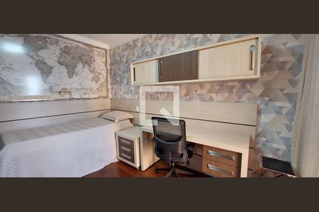 Casa à venda com 298m², 3 quartos e 6 vagasQuarto 2