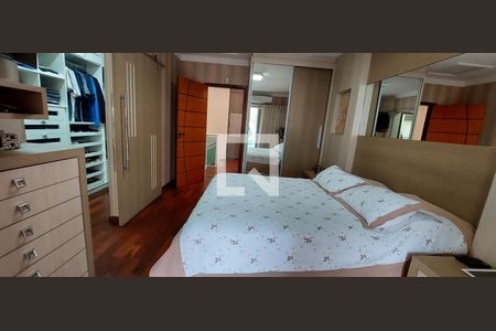 Casa à venda com 298m², 3 quartos e 6 vagasQuarto 1