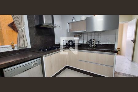 Casa à venda com 298m², 3 quartos e 6 vagasCozinha