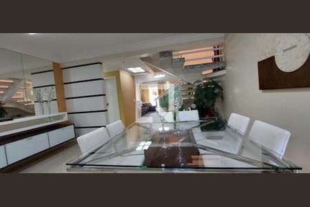 Casa à venda com 298m², 3 quartos e 6 vagasSala de Jantar