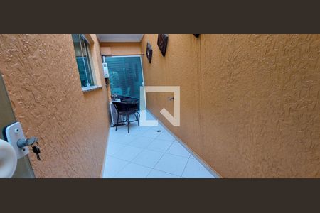 Casa à venda com 298m², 3 quartos e 6 vagasCorredor