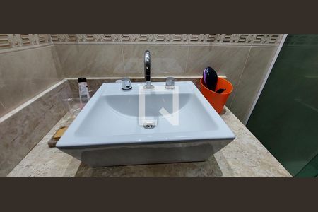 Casa à venda com 298m², 3 quartos e 6 vagasBanheiro