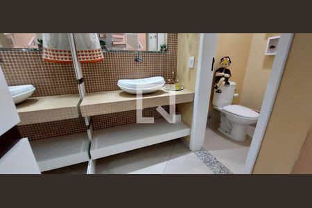 Casa à venda com 298m², 3 quartos e 6 vagasBanheiro