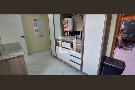 Casa à venda com 298m², 3 quartos e 6 vagasCozinha