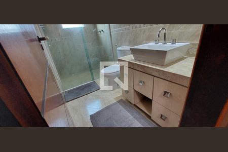 Casa à venda com 298m², 3 quartos e 6 vagasQuarto 2