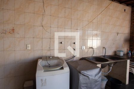 Casa à venda com 300m², 6 quartos e 4 vagas Casa à venda com 300m², 6 quartos e 4 vagasÁrea de Serviço