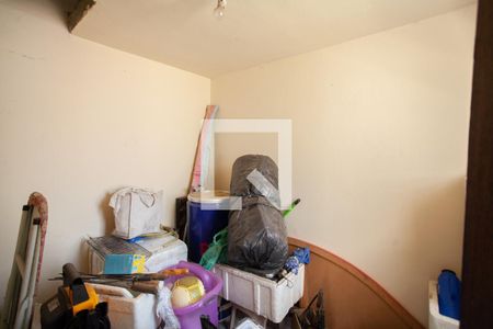 Casa à venda com 300m², 6 quartos e 4 vagas Casa à venda com 300m², 6 quartos e 4 vagasQuarto de Serviço