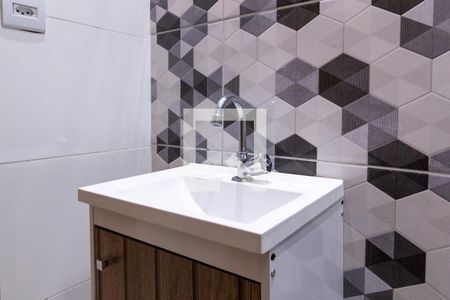 Casa de condomínio para alugar com 75m², 2 quartos e sem vagaBanheiro