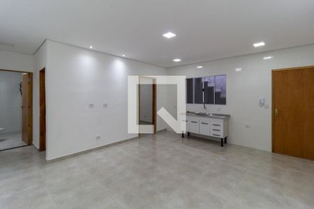 Sala de casa de condomínio para alugar com 2 quartos, 75m² em Vila Carrao, São Paulo