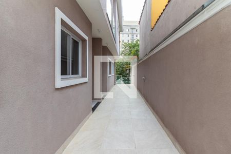 Casa de condomínio à venda com 84m², 2 quartos e 2 vagas Casa de condomínio à venda com 84m², 2 quartos e 2 vagasCorredor