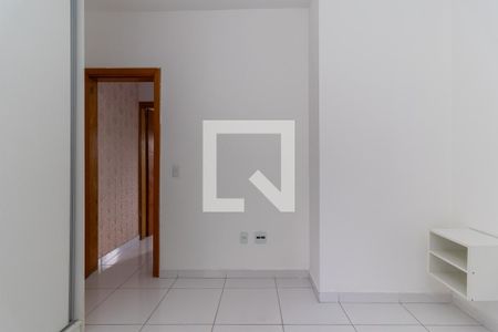 Casa de condomínio à venda com 84m², 2 quartos e 2 vagas Casa de condomínio à venda com 84m², 2 quartos e 2 vagasSuíte