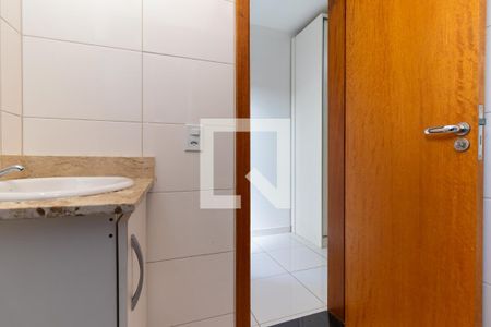 Casa de condomínio à venda com 84m², 2 quartos e 2 vagas Casa de condomínio à venda com 84m², 2 quartos e 2 vagasBanheiro da Suíte 1