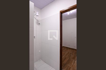 Banheiro de casa para alugar com 1 quarto, 55m² em Saúde, São Paulo