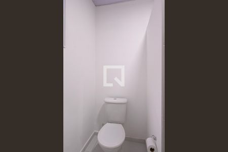 Banheiro de casa para alugar com 1 quarto, 55m² em Saúde, São Paulo