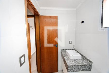 Banheiro de apartamento para alugar com 1 quarto, 32m² em Vila Margarida, São Paulo
