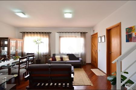 Sala de casa de condomínio à venda com 3 quartos, 160m² em Vila da Saúde, São Paulo