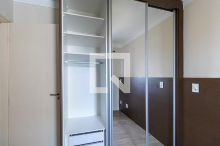 Quarto 1 - Armários de apartamento para alugar com 2 quartos, 47m² em Jardim Myrian Moreira da Costa, Campinas
