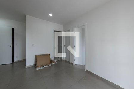 Sala/Cozinha de apartamento para alugar com 2 quartos, 41m² em Sítio da Figueira, São Paulo